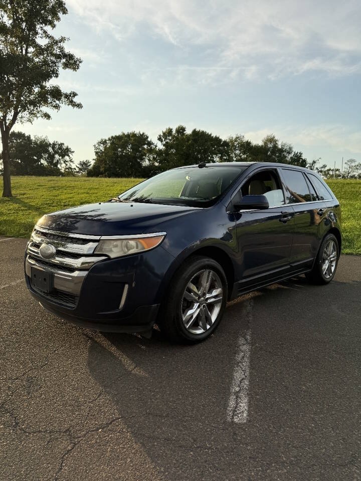 Used 2012 Ford Edge Limited FWD image 3