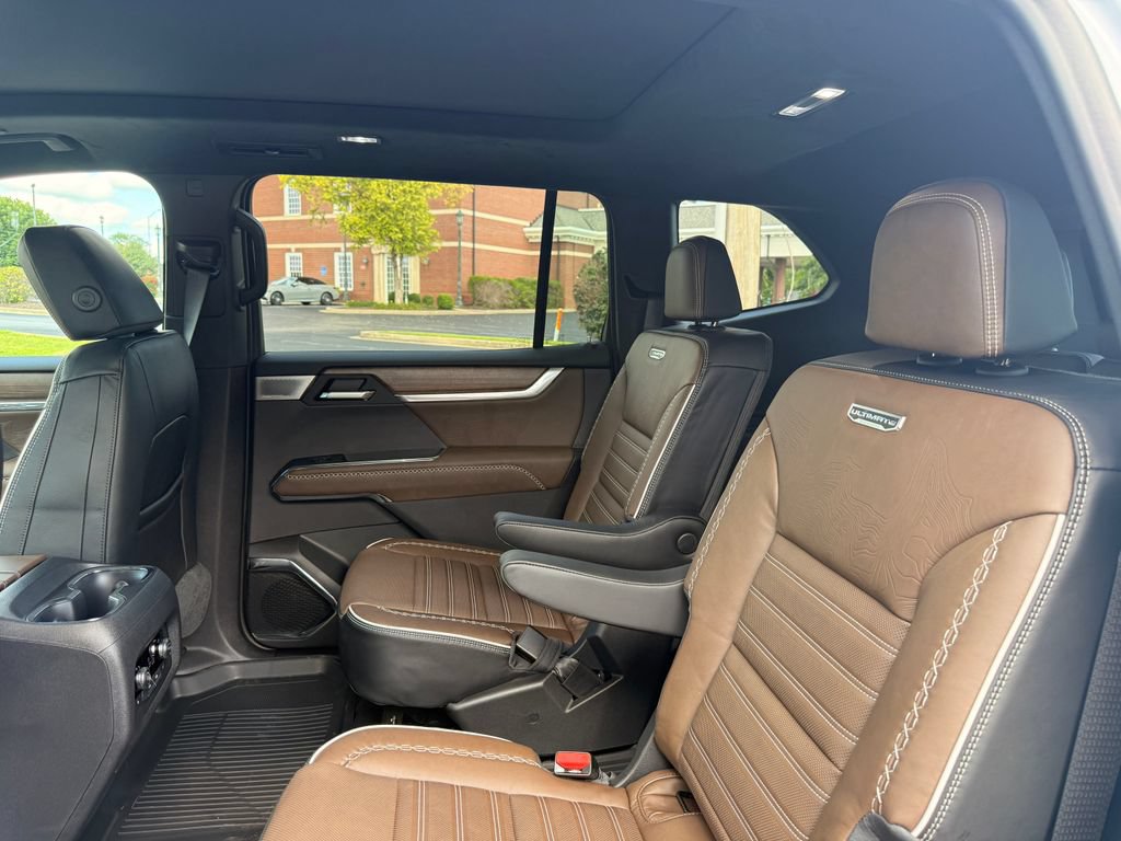 New 2026 GMC Acadia Denali Ultimate w/ LPO, Floor Liner Package FWD image 20