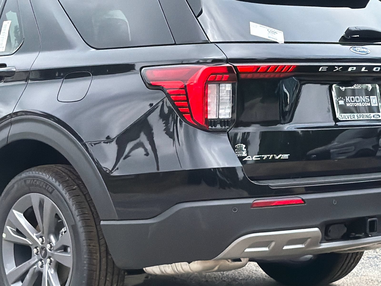 New 2026 Ford Explorer Active w/ Active Comfort Package AWD/4WD image 7