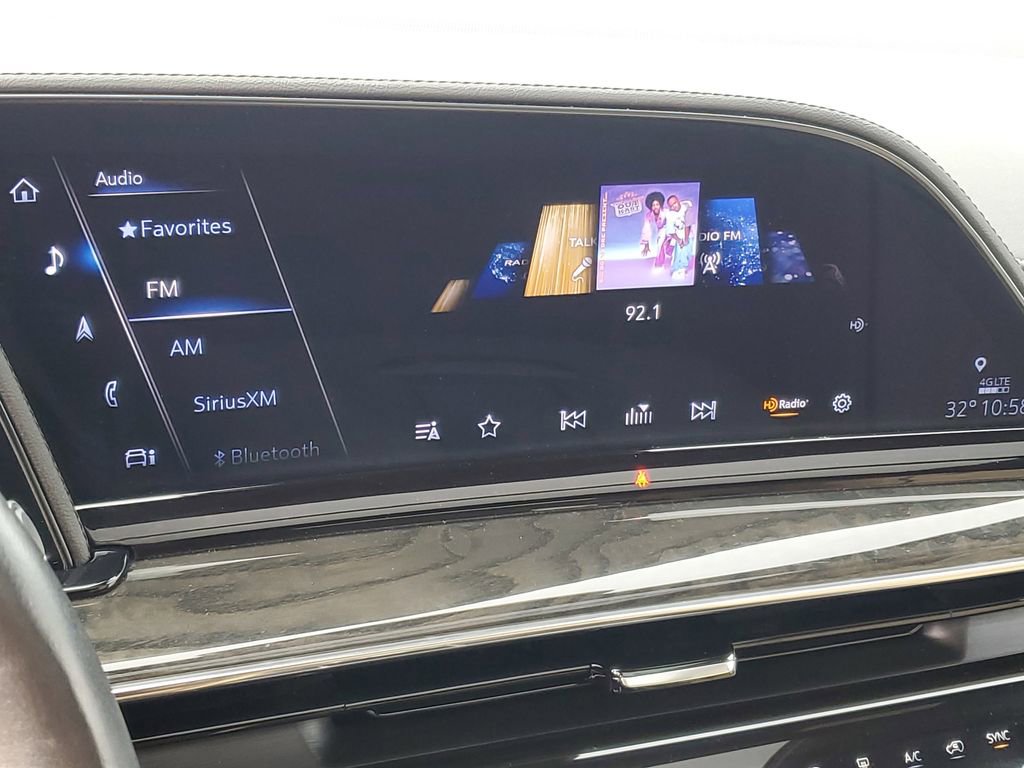 Used 2024 Cadillac Escalade Premium Luxury w/ LPO, Floor Liner Package image 17