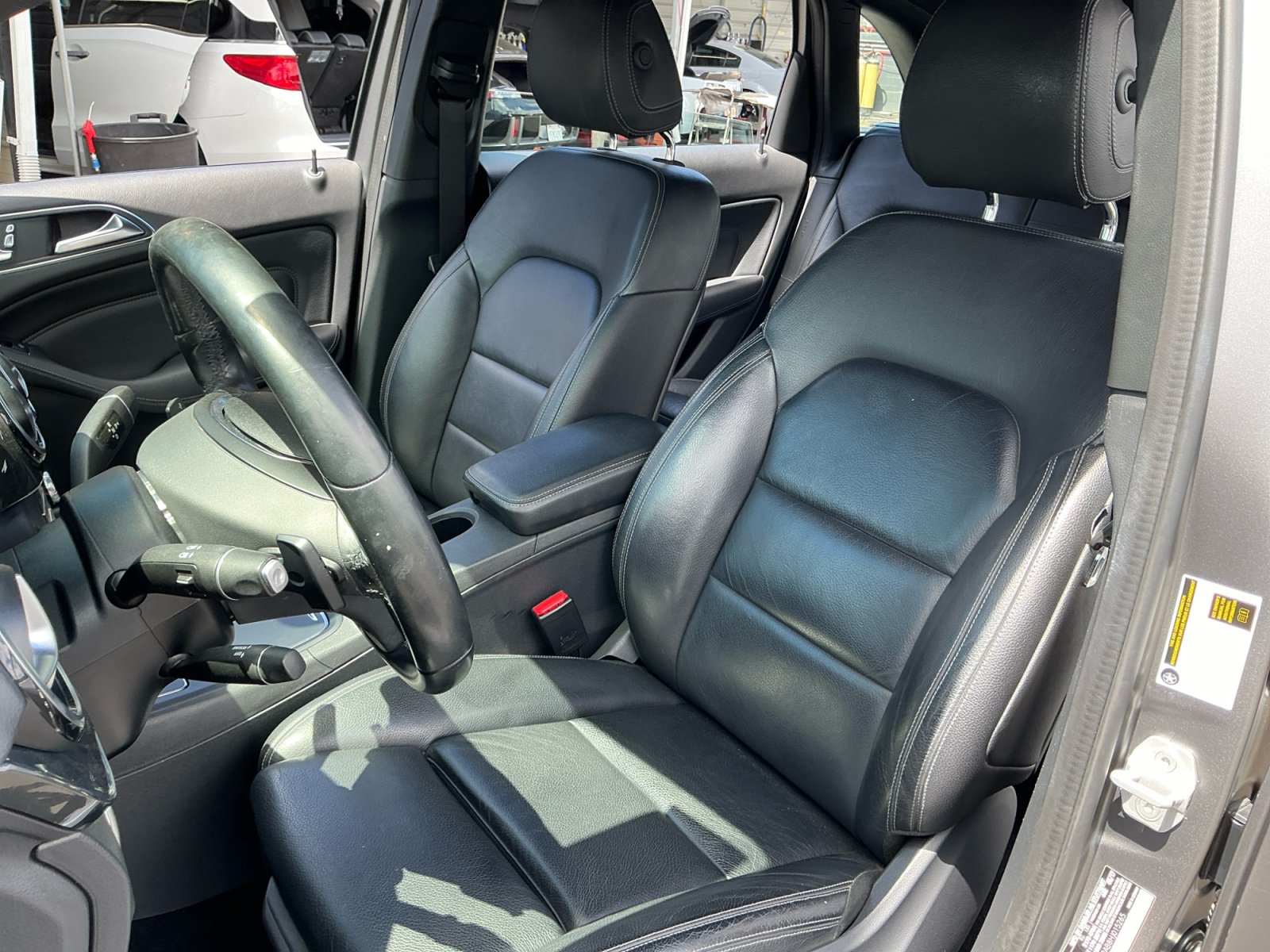 Used 2017 Mercedes-Benz B 250e image 18