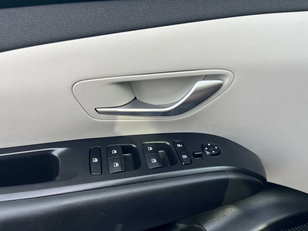 Used 2023 Hyundai Tucson SEL w/ Convenience Package AWD/4WD image 19