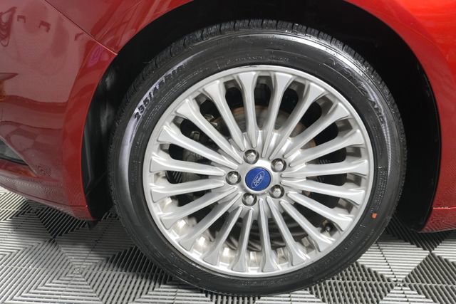 Used 2016 Ford Fusion Titanium FWD image 9