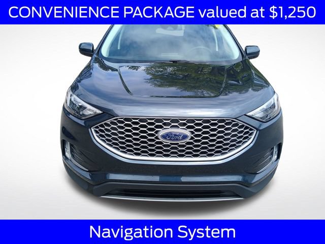Certified 2024 Ford Edge SEL w/ Convenience Package AWD/4WD image 3