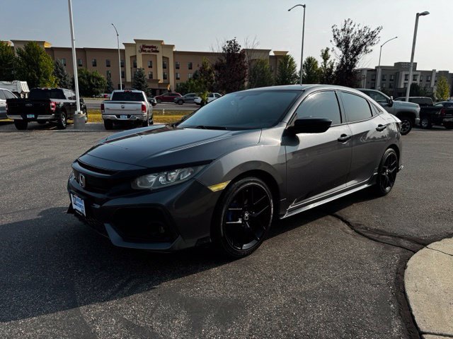 Used 2018 Honda Civic Sport image 2