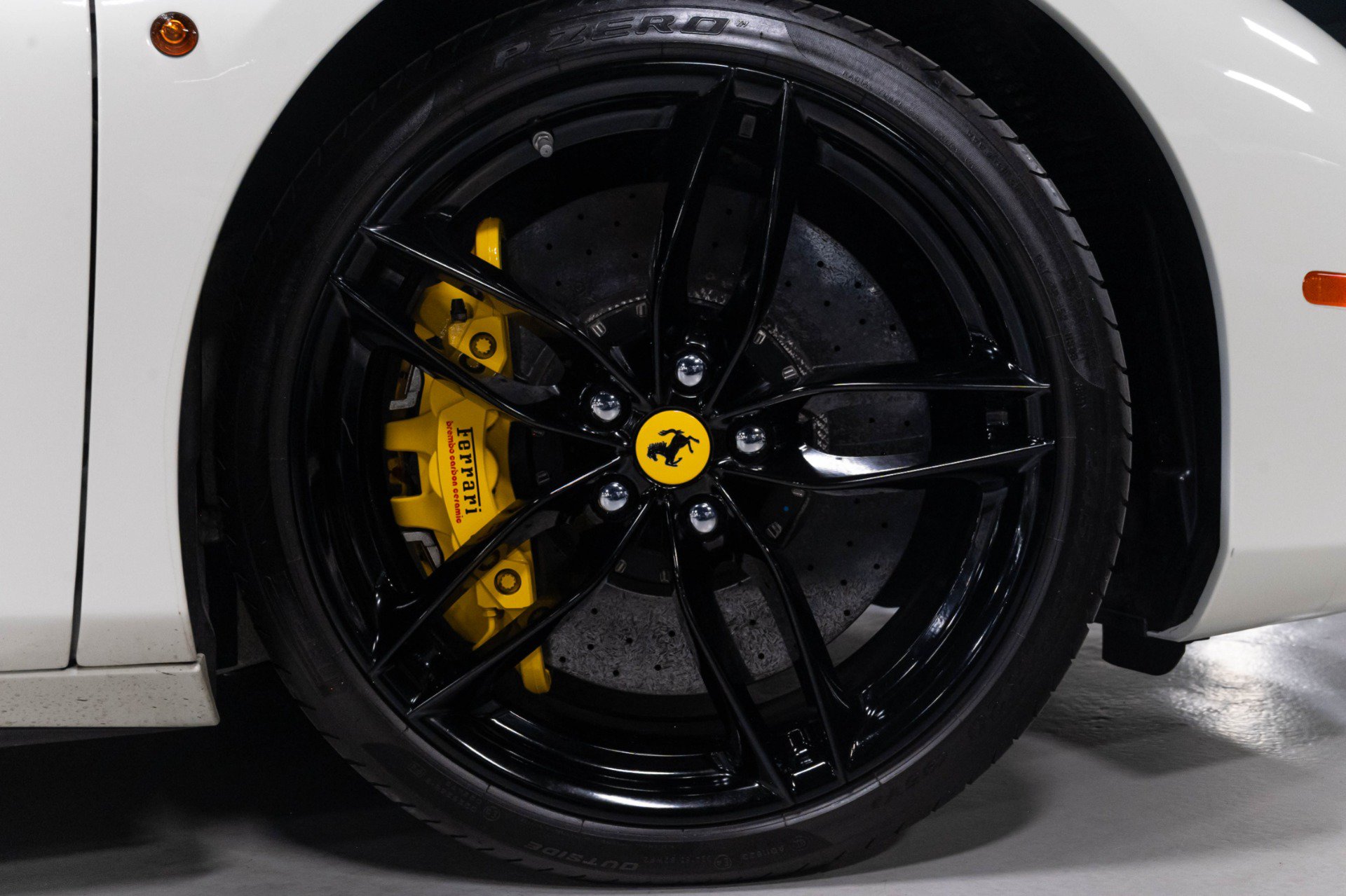 Used 2016 Ferrari 488 Spider RWD image 73