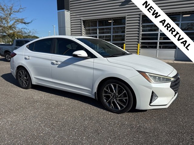 Used 2020 Hyundai Elantra Limited w/ Ultimate Package 03