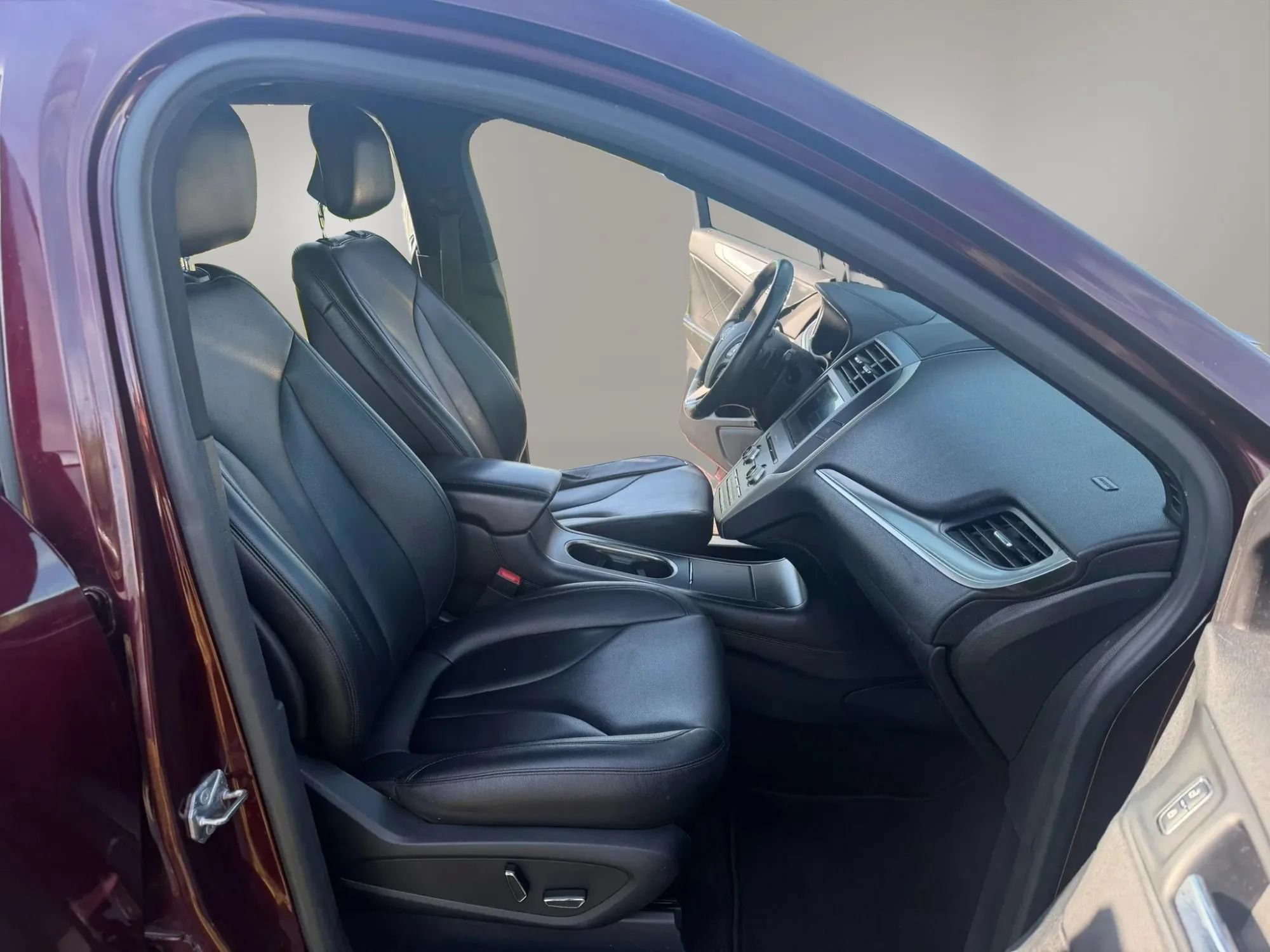 Used 2016 Lincoln MKC Premiere FWD image 14