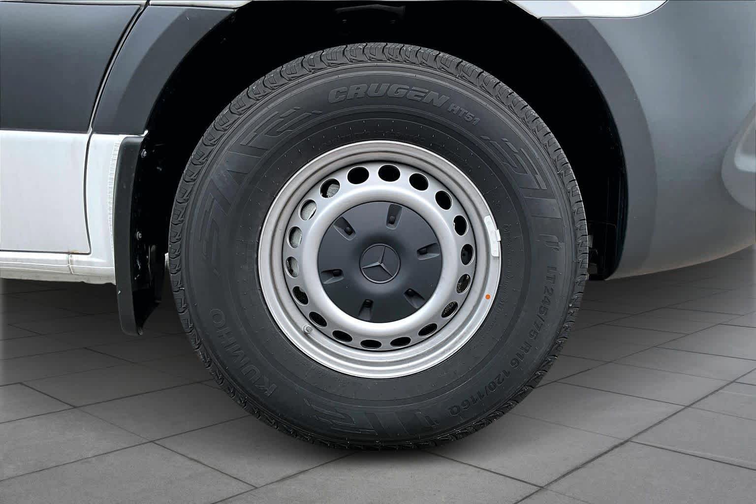 New 2025 Mercedes-Benz Sprinter 2500 image 21