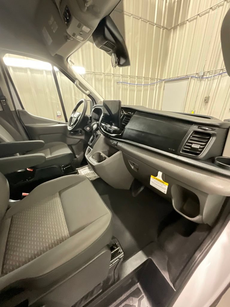 Used 2025 Ford Transit 350 XLT RWD image 12