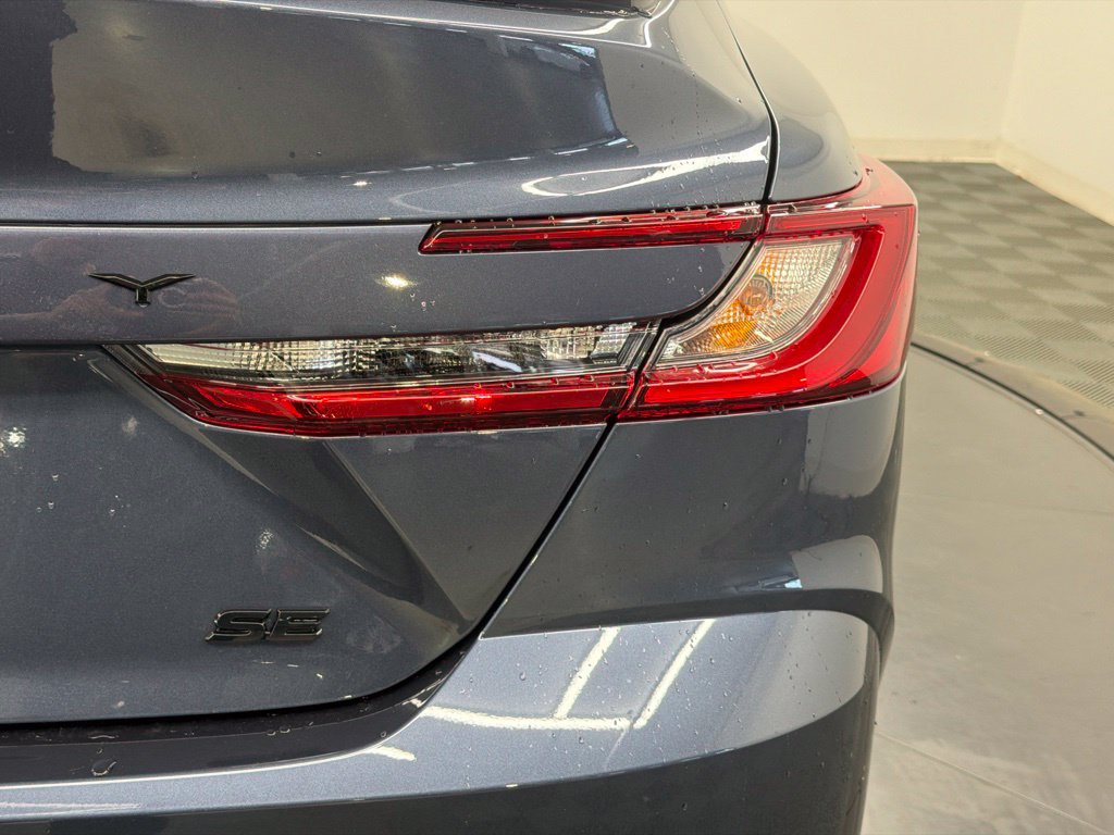 New 2026 Toyota Camry SE FWD image 13