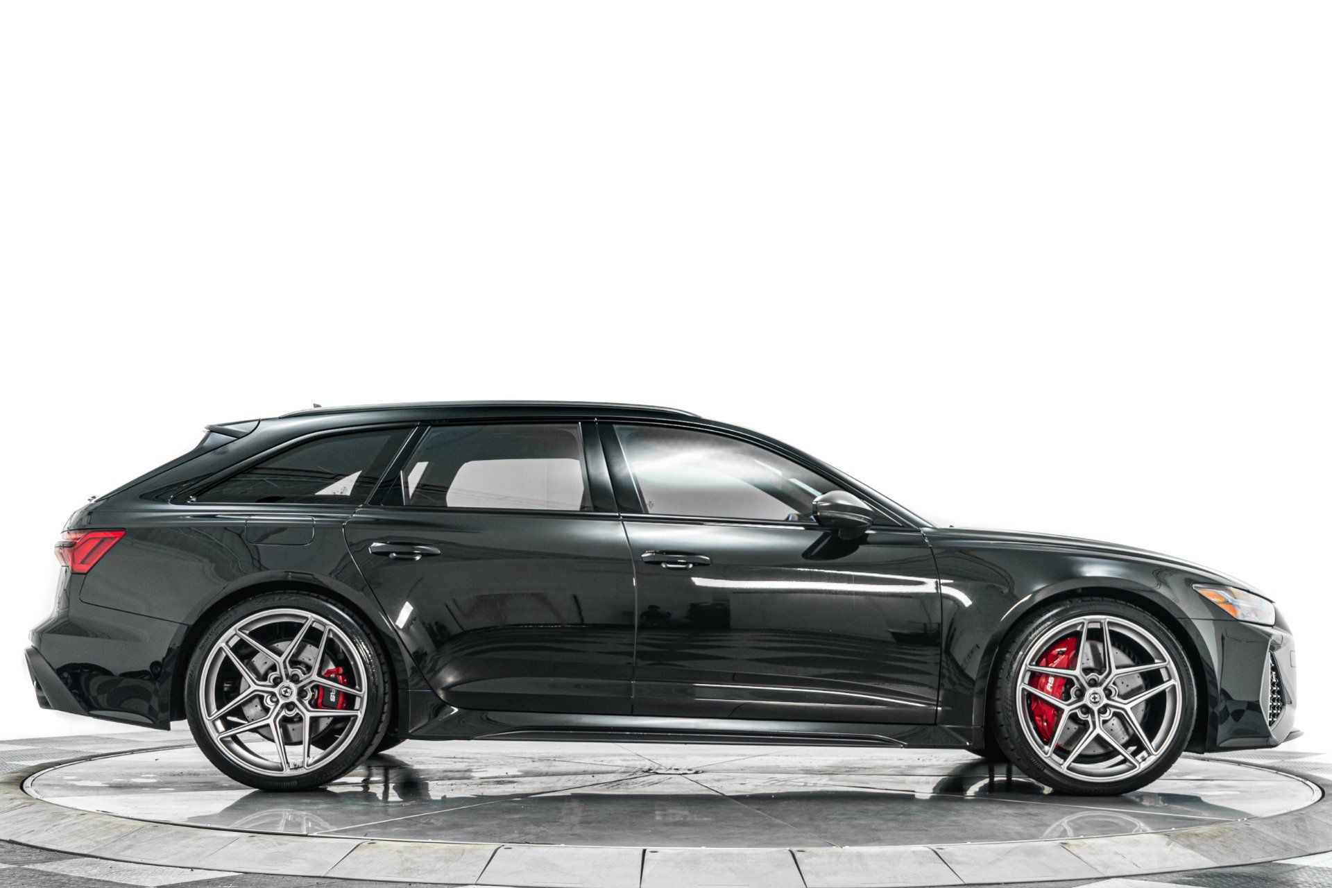 Used 2024 Audi RS 6 performance AWD/4WD image 46