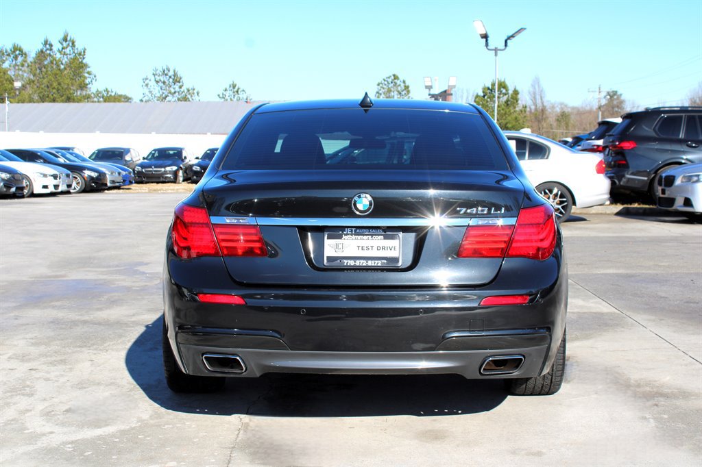 Used 2013 BMW 740Li image 6