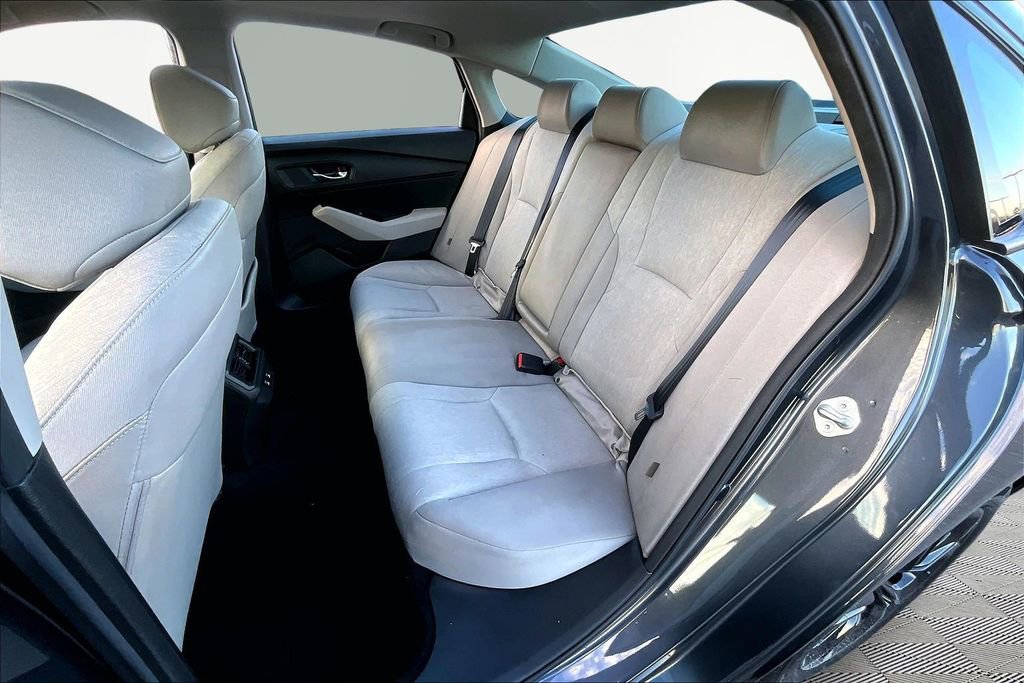 Used 2025 Honda Accord SE image 18