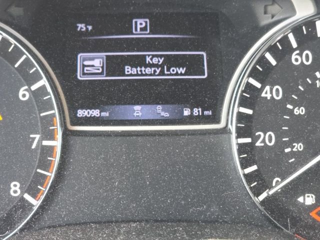 Used 2017 Nissan Pathfinder Platinum w/ Family Entertainment Package FWD image 14