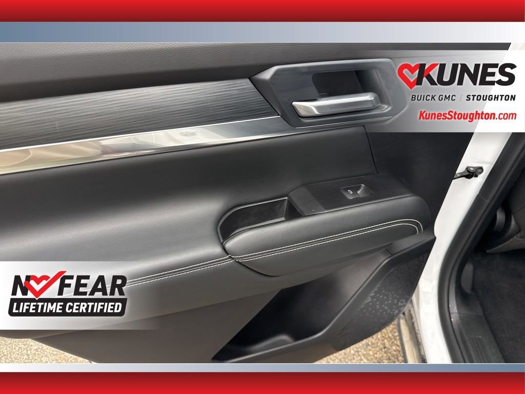 Used 2025 GMC Terrain Elevation image 34