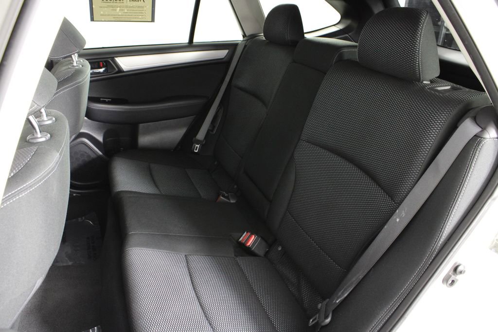 Used 2018 Subaru Outback 2.5i Premium image 19