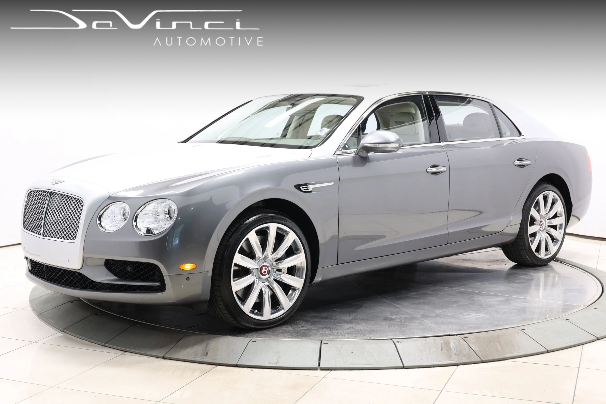 Used 2018 Bentley Flying Spur V8 AWD/4WD image 1