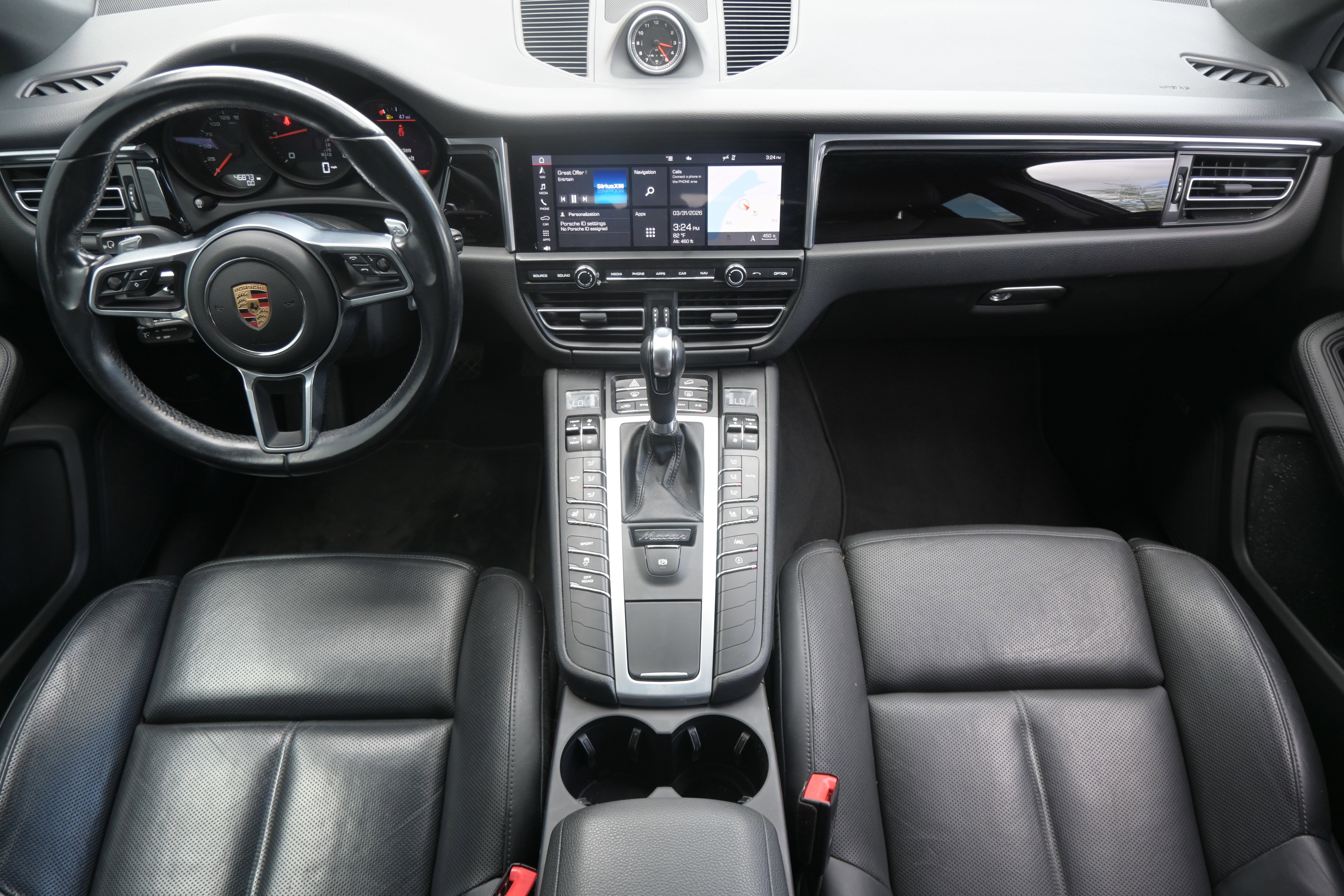 Used 2021 Porsche Macan AWD/4WD image 32