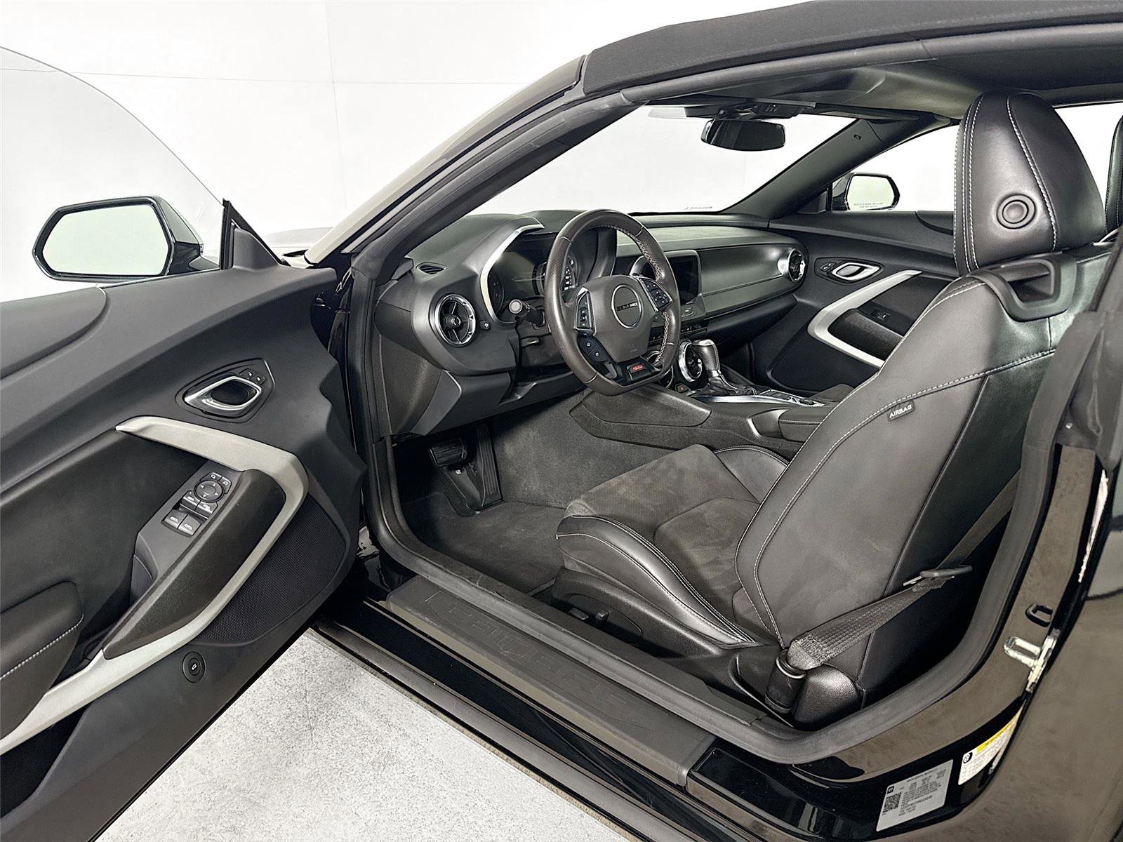 Used 2023 Chevrolet Camaro SS image 3