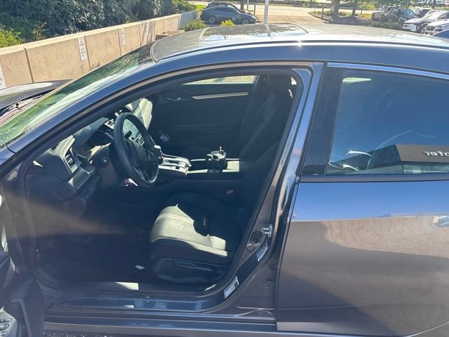 Used 2019 Honda Civic EX image 7