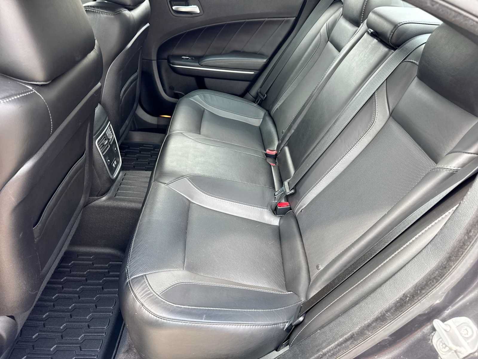Used 2018 Dodge Charger GT AWD/4WD image 19