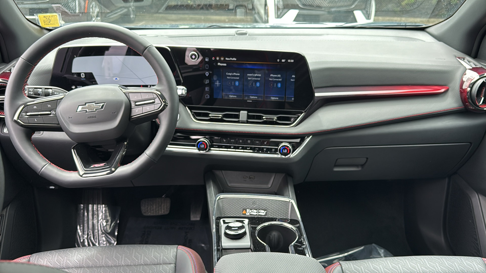 Used 2025 Chevrolet Equinox RS AWD/4WD image 9