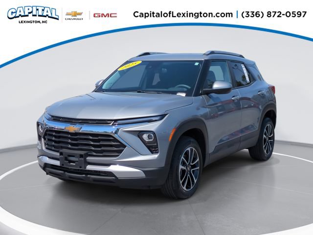 Used 2025 Chevrolet TrailBlazer LT AWD/4WD image 1