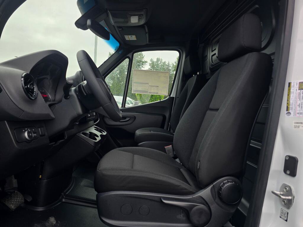 New 2026 Mercedes-Benz Sprinter 2500 image 26