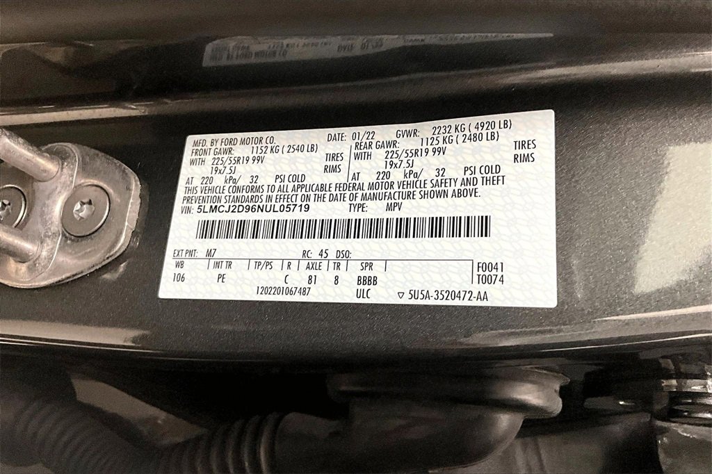 Used 2022 Lincoln Corsair Reserve w/ Equipment Group 201A image 34