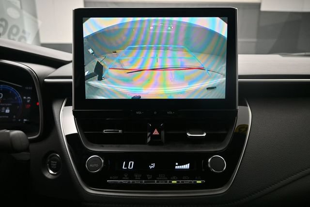 Used 2025 Toyota Corolla XSE FWD image 12