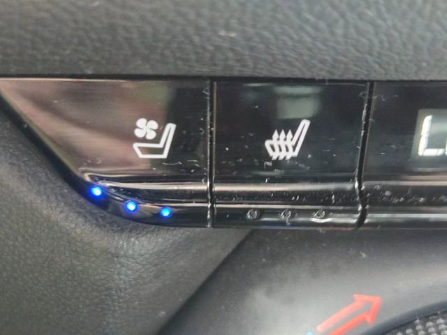 Used 2021 Chevrolet Blazer Premier w/ Driver Confidence II Package image 24