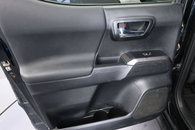 Used 2019 Toyota Tacoma TRD Sport w/ Technology Package AWD/4WD image 28