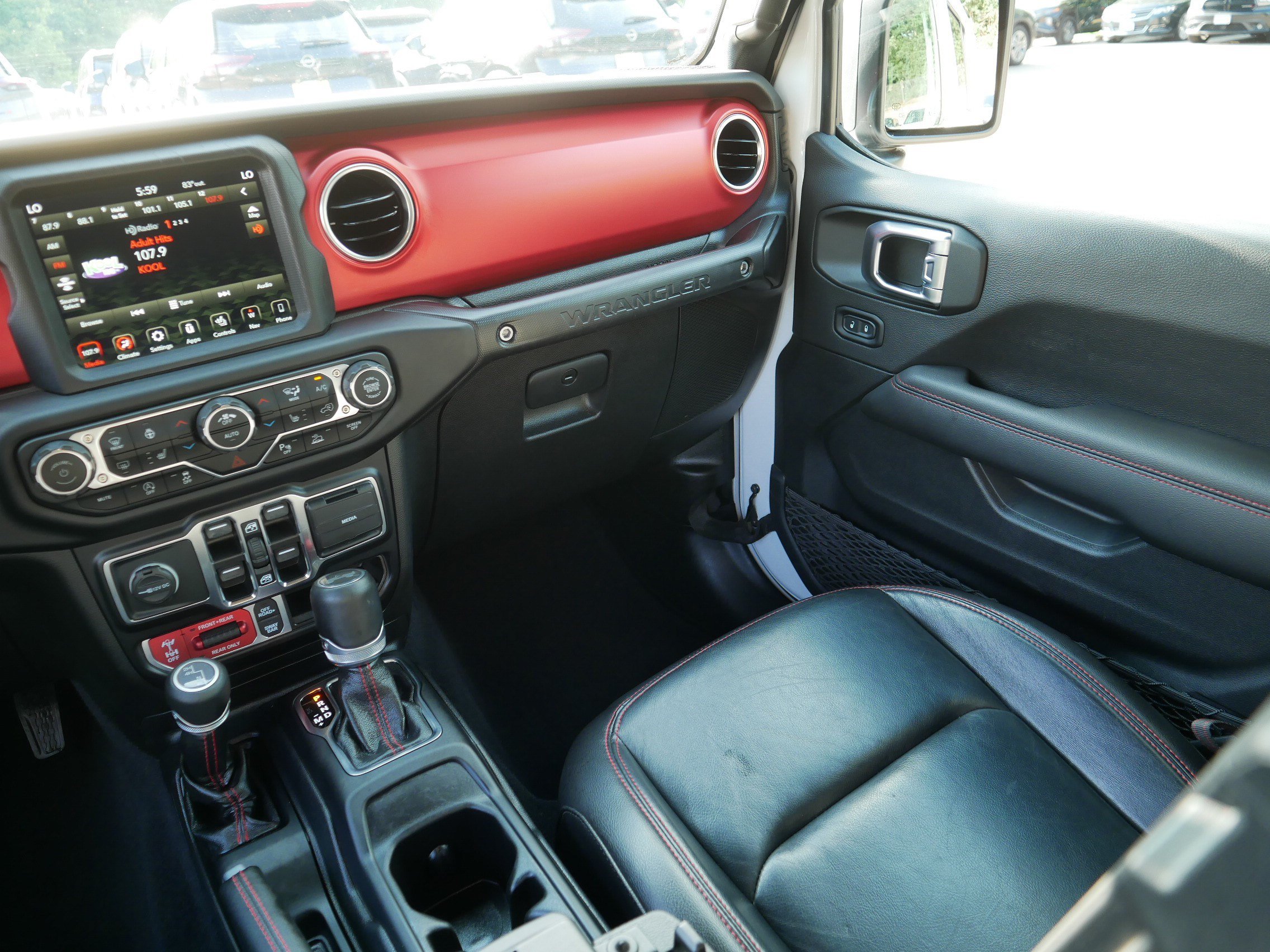 Used 2021 Jeep Wrangler Unlimited Rubicon AWD/4WD image 11