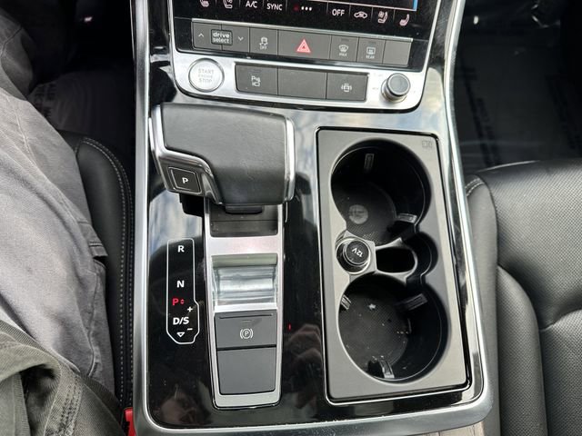 Used 2020 Audi Q8 Premium Plus image 24