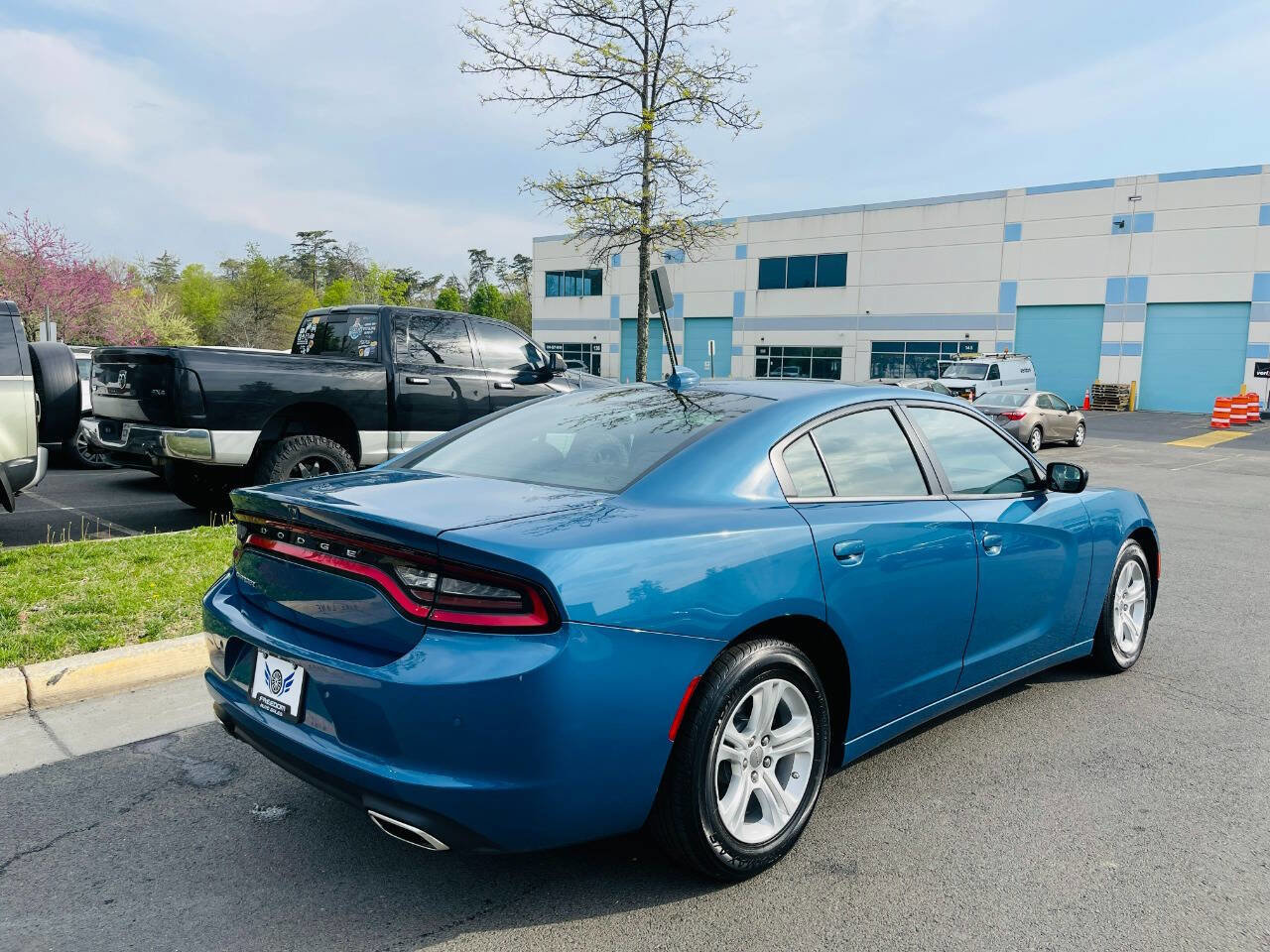 Used 2023 Dodge Charger SXT image 7