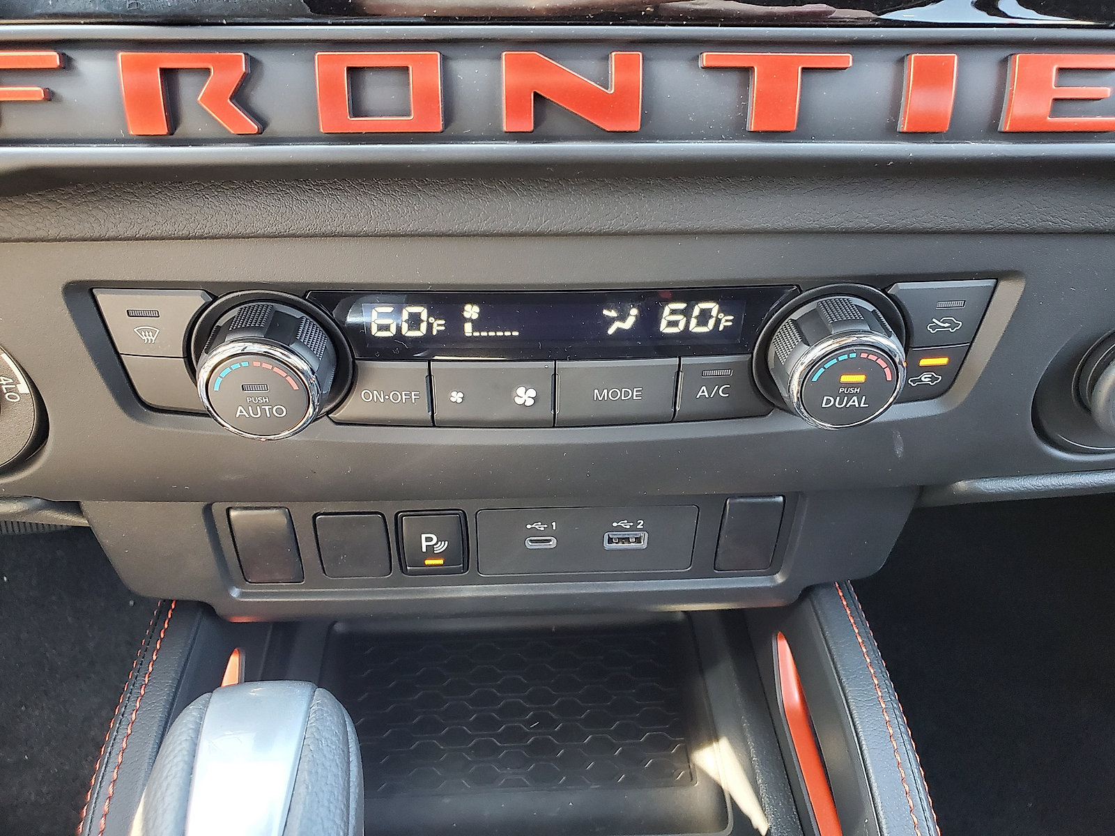 New 2025 Nissan Frontier PRO-4X AWD/4WD image 28