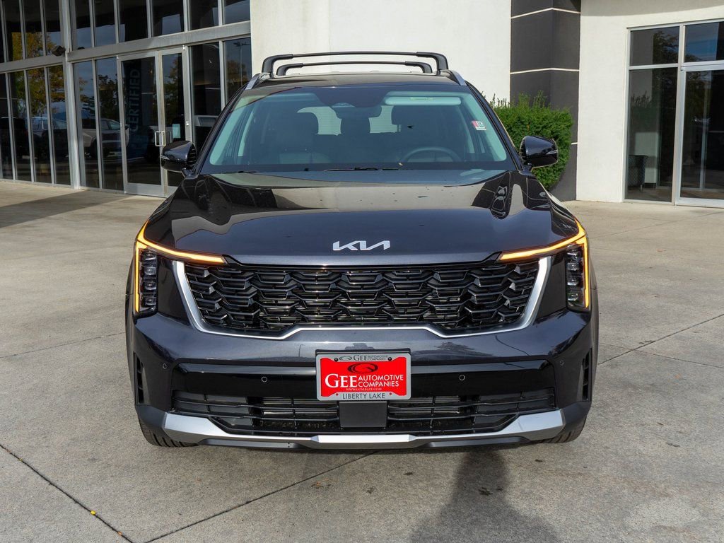 Used 2026 Kia Sorento S AWD/4WD image 2