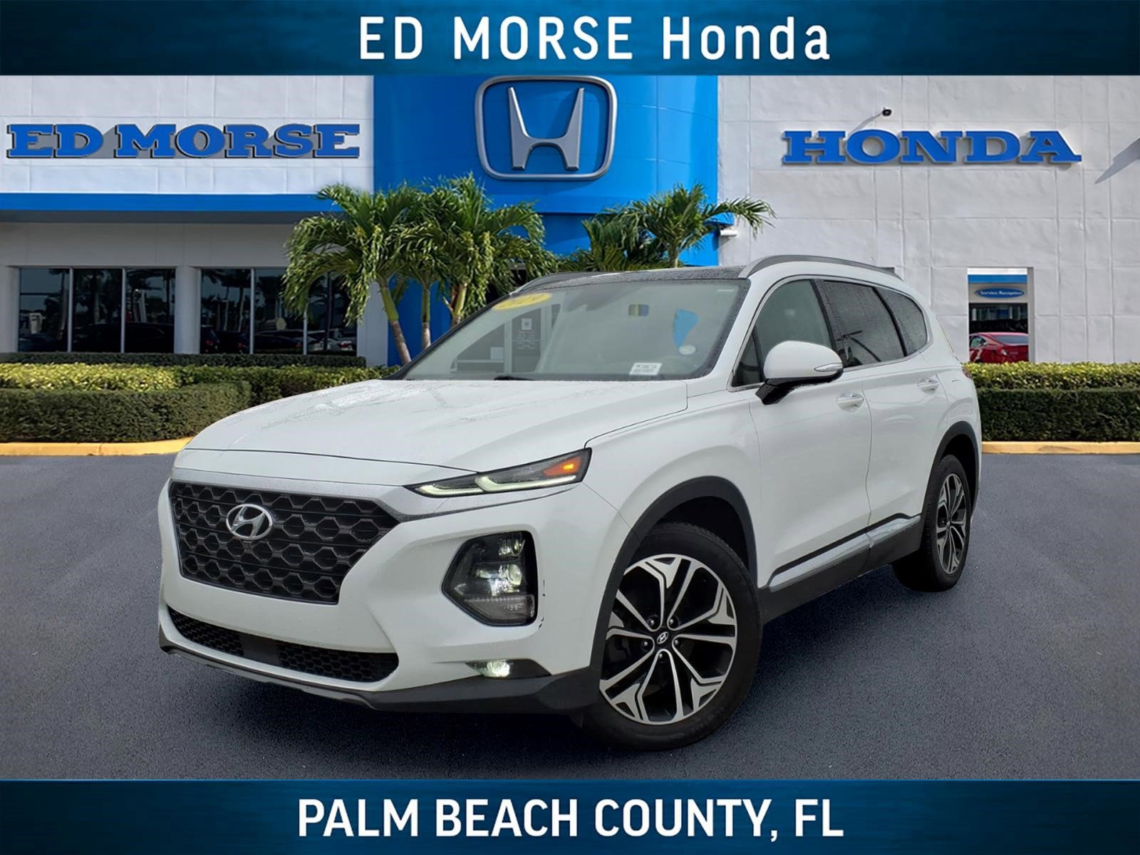 Used 2019 Hyundai Santa Fe FWD image 1