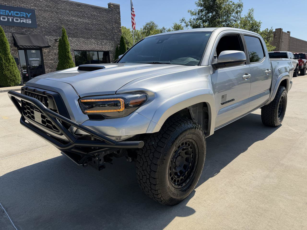 Used 2021 Toyota Tacoma TRD Sport w/ Technology Package RWD image 1