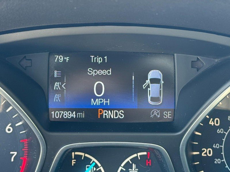 Used 2017 Ford Escape SE w/ Equipment Group 201A FWD image 17