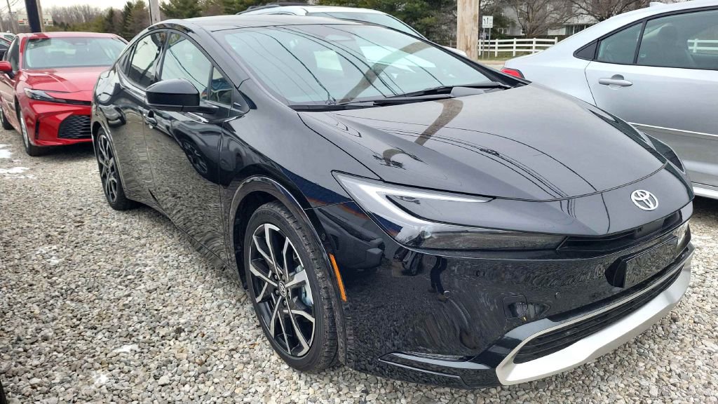 Used 2026 Toyota Prius Plug-In Hybrid image 6