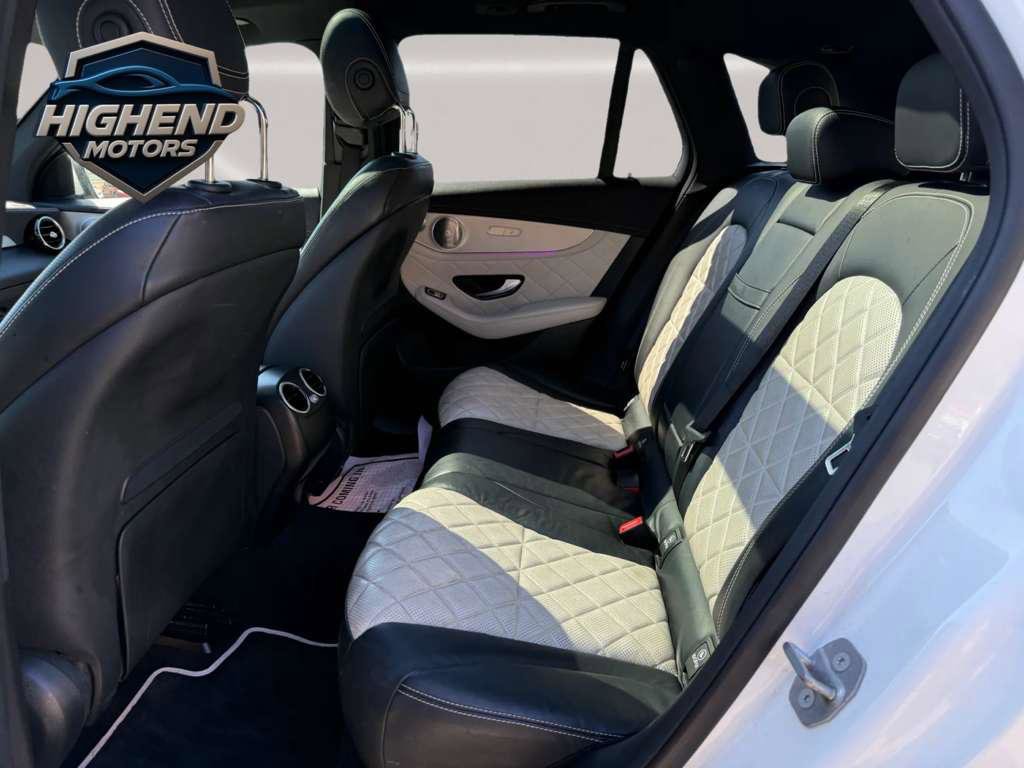Used 2021 Mercedes-Benz GLC 300 4MATIC image 15