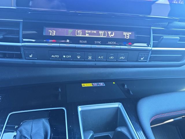 Certified 2025 Toyota Sienna XSE image 25