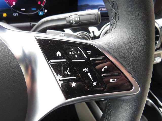 Used 2025 Mercedes-Benz GLA 250 4MATIC image 12