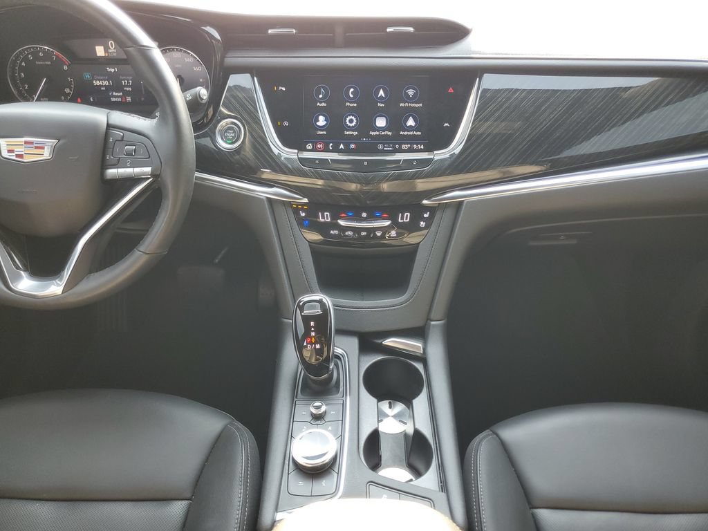 Used 2021 Cadillac XT6 Premium Luxury AWD/4WD image 36