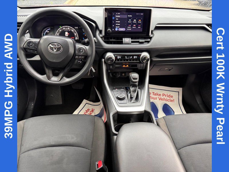 Used 2025 Toyota RAV4 LE AWD/4WD image 13