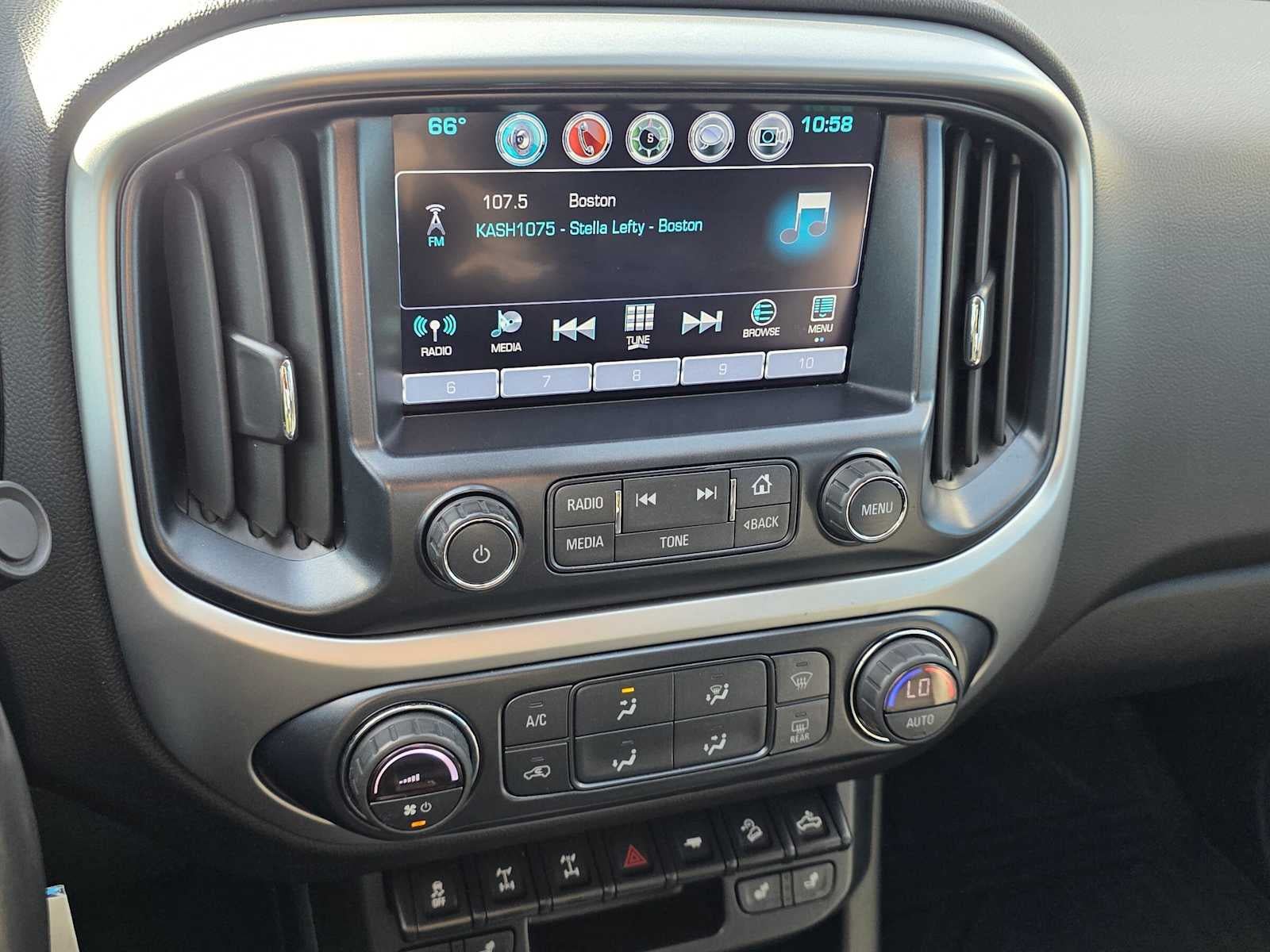 Used 2018 Chevrolet Colorado ZR2 AWD/4WD image 27