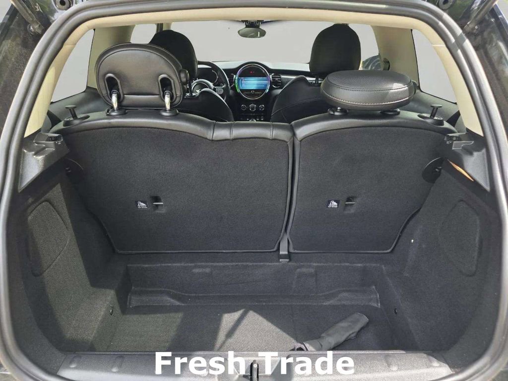 Used 2022 MINI Cooper S image 8