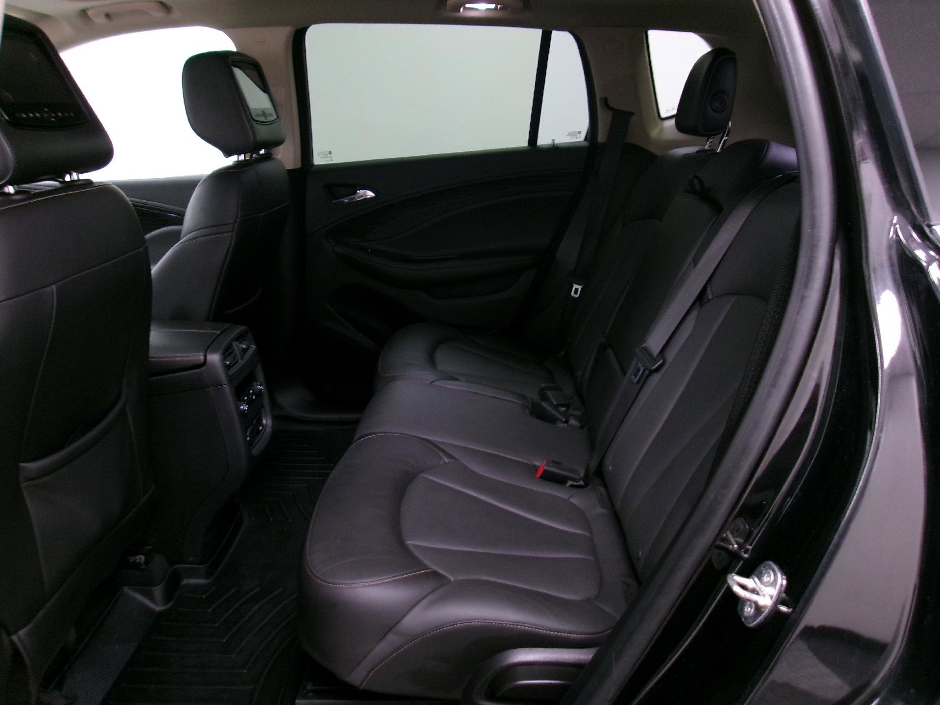 Used 2017 Buick Envision Essence image 12